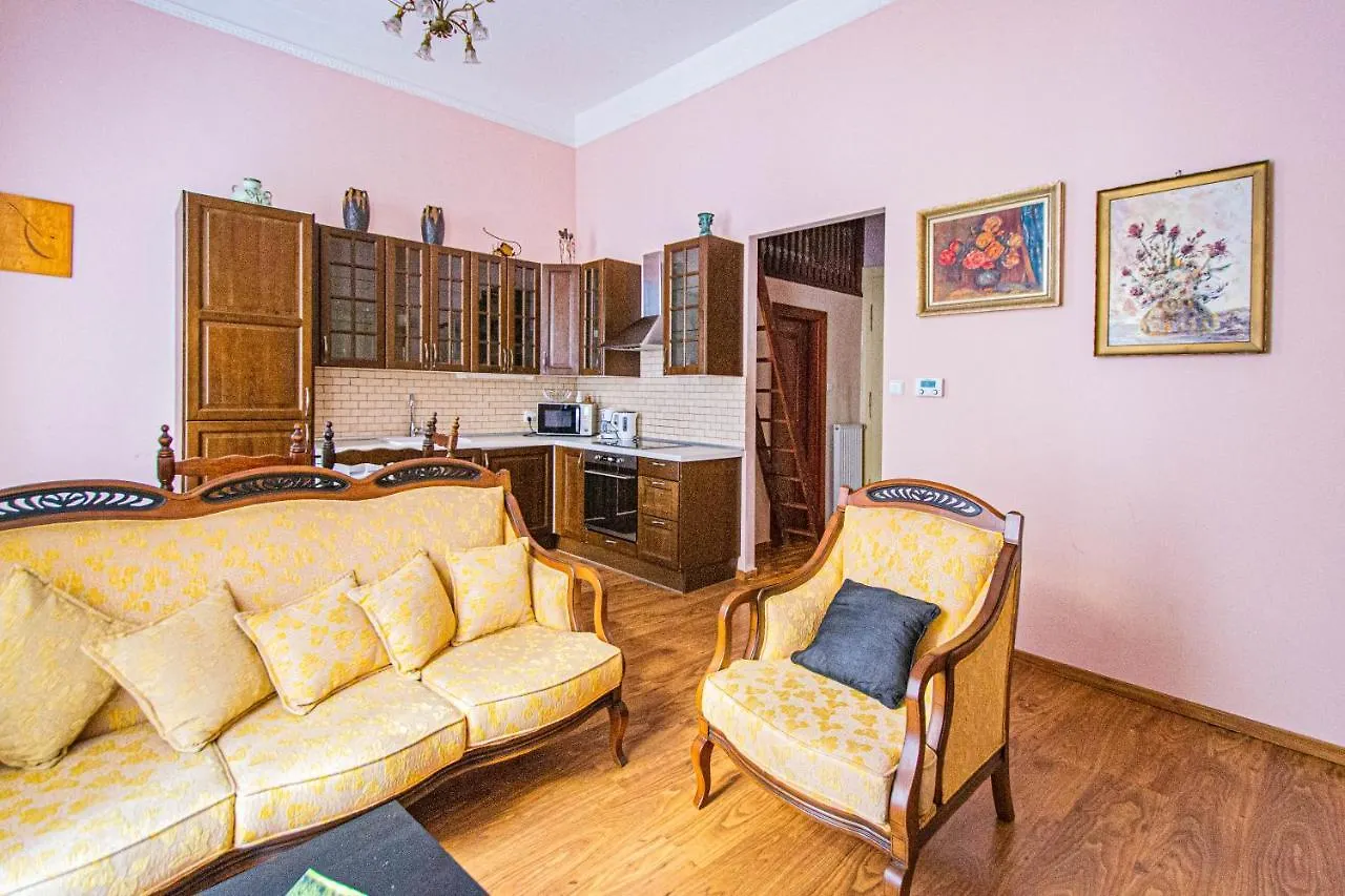 Apartment Astronomical Clock Suite By Ruterra Prag
